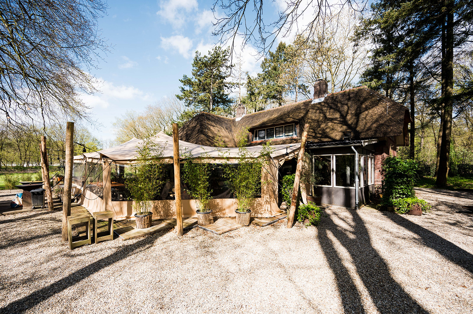 Elegant terrace tent